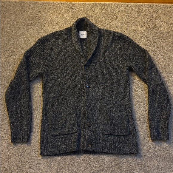 Old Navy Charcoal Knit Sweater - Picture 1 of 3